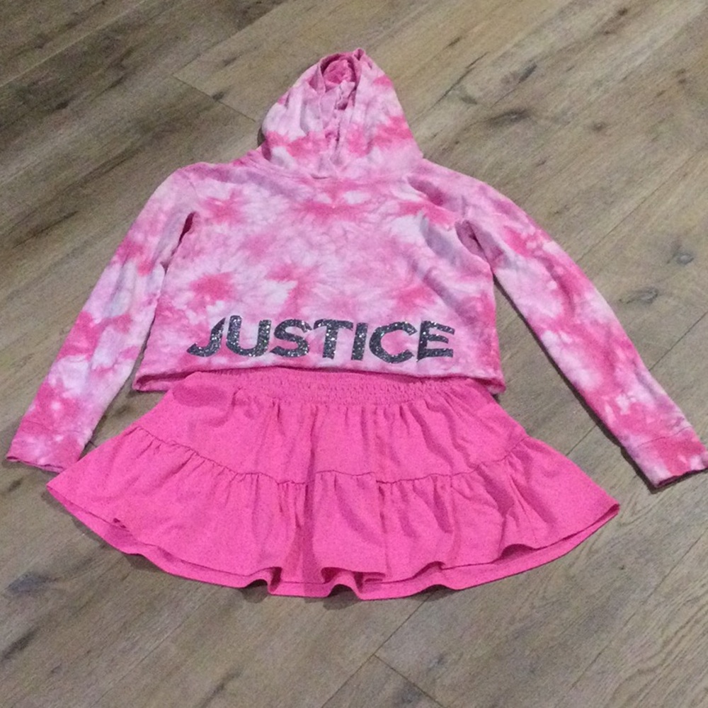 Girls sweatshirt and skirt